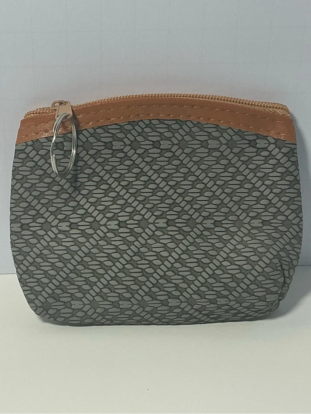 Textured Gray Coin Pouch with Tan Trim